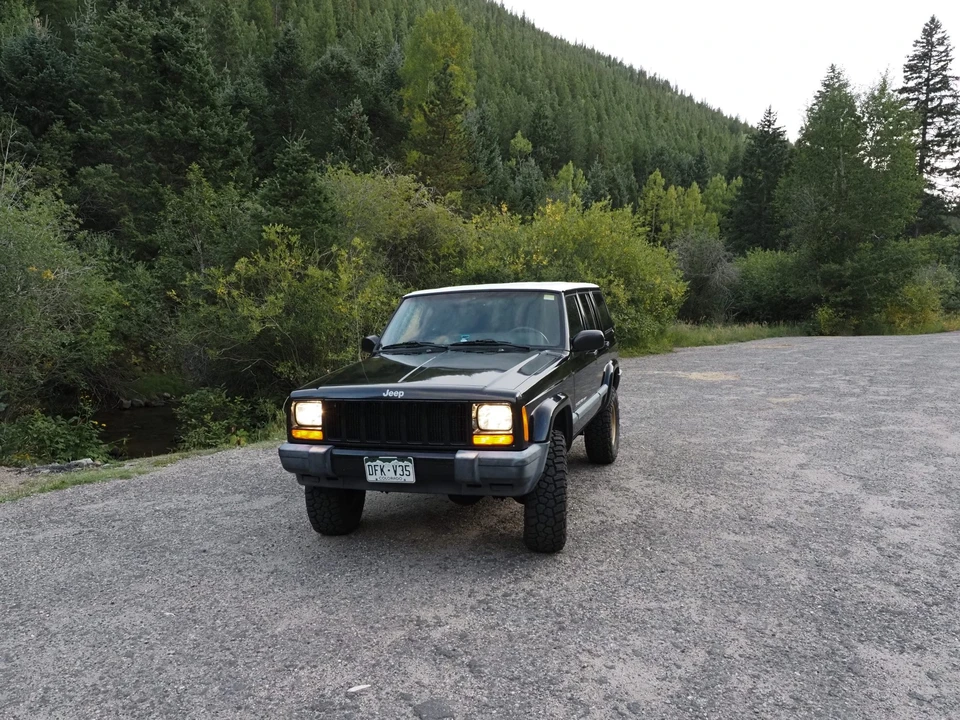 1999 Jeep XJ Cherokee - Image 17 of 31