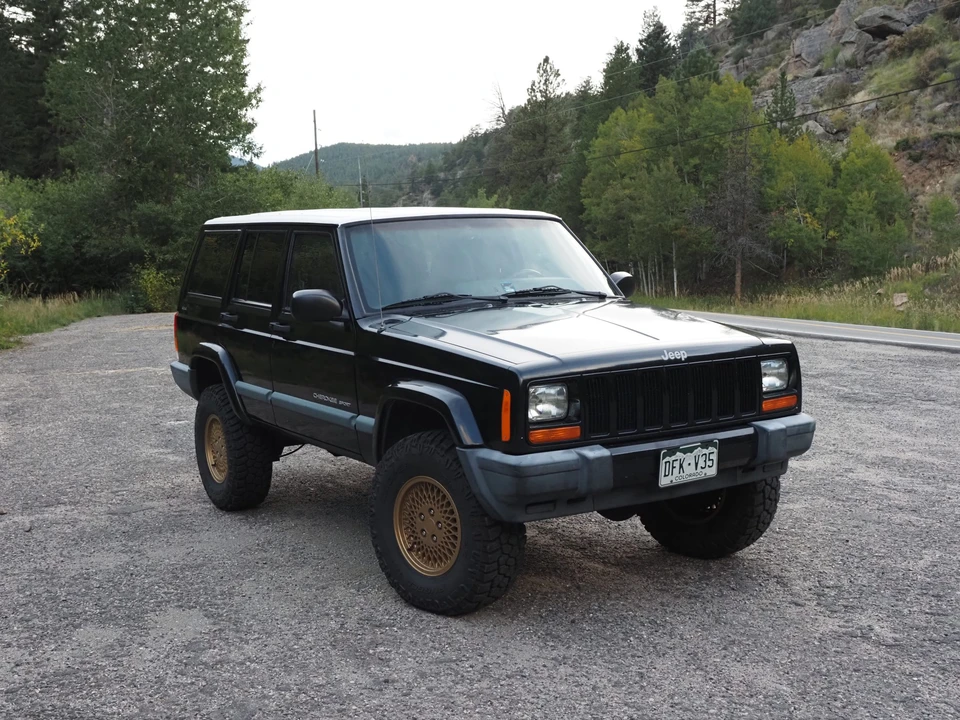 1999 Jeep XJ Cherokee - Image 14 of 31