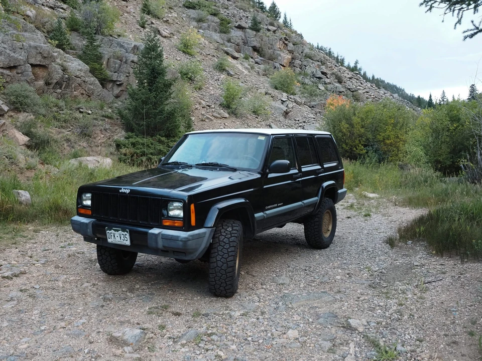 1999 Jeep XJ Cherokee - Image 5 of 31