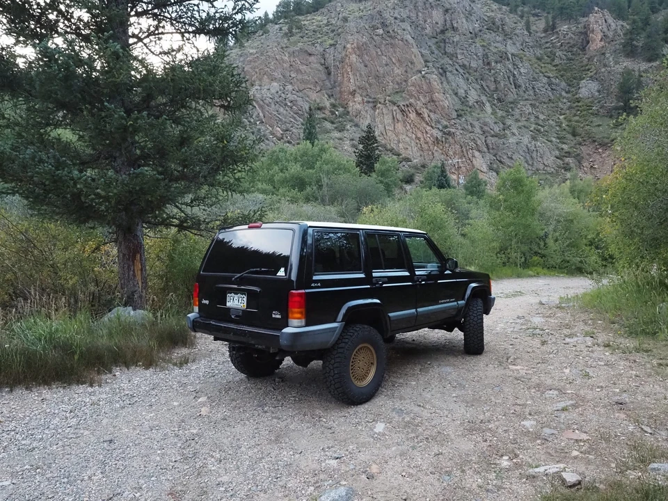 1999 Jeep XJ Cherokee - Image 11 of 31