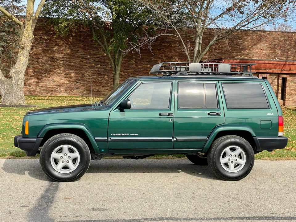 1999 Jeep XJ Cherokee - Image 15 of 31