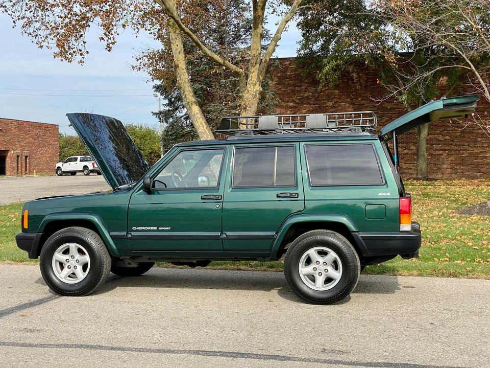 1999 Jeep XJ Cherokee - Image 21 of 31