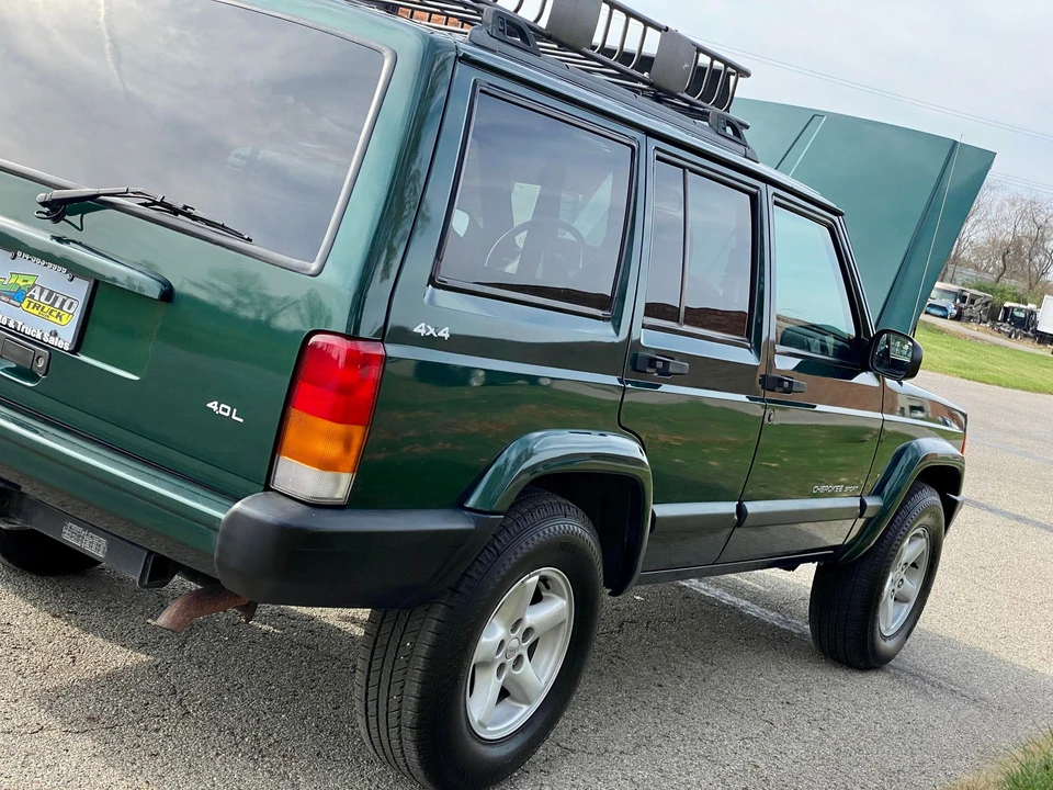 1999 Jeep XJ Cherokee - Image 29 of 31