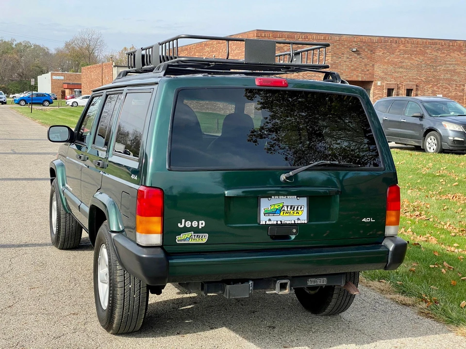 1999 Jeep XJ Cherokee - Image 12 of 31