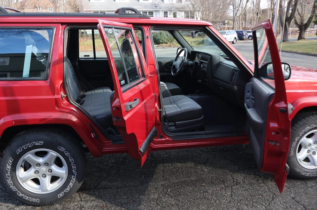 1999 Jeep XJ Cherokee - Image 8 of 31