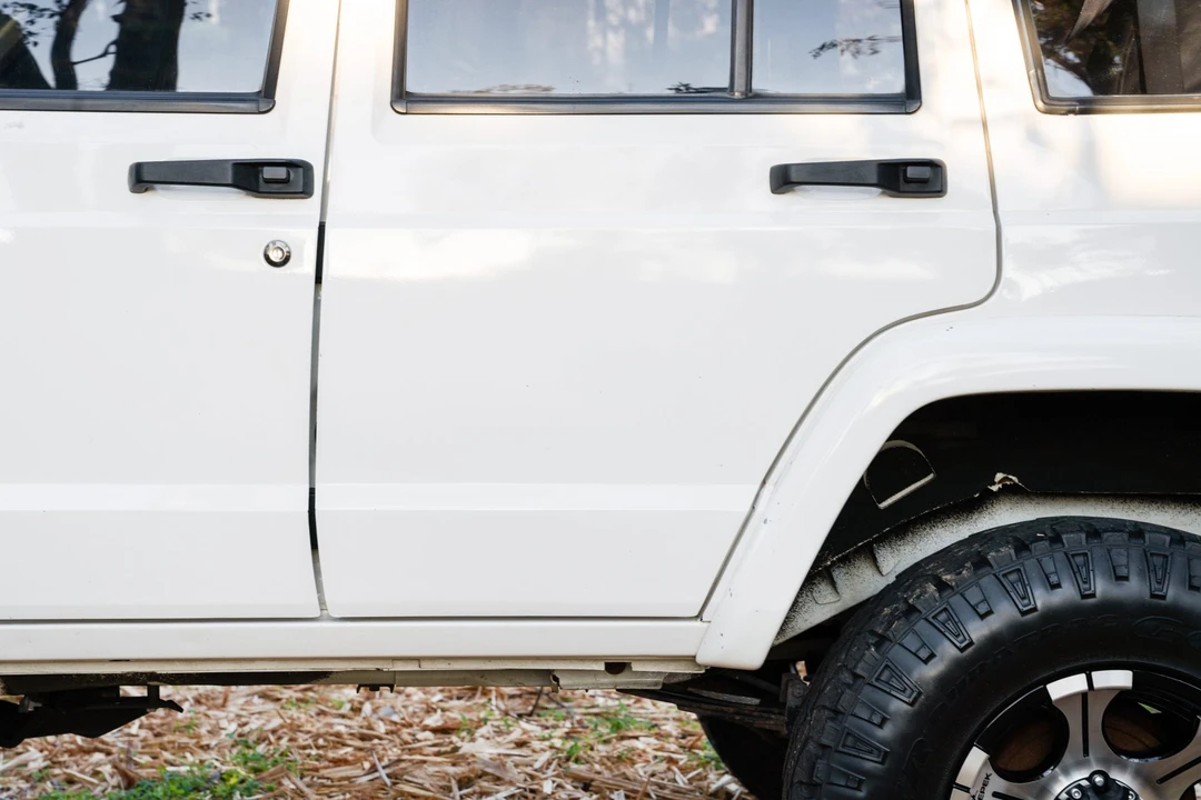 1999 Jeep XJ Cherokee - Image 25 of 31