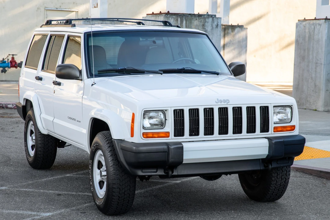 1999 Jeep XJ Cherokee - Image 9 of 31