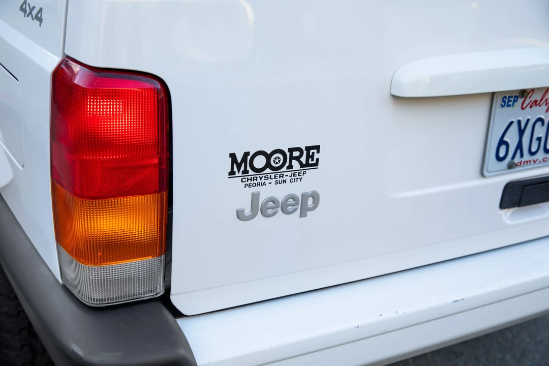 1999 Jeep XJ Cherokee - Image 20 of 31