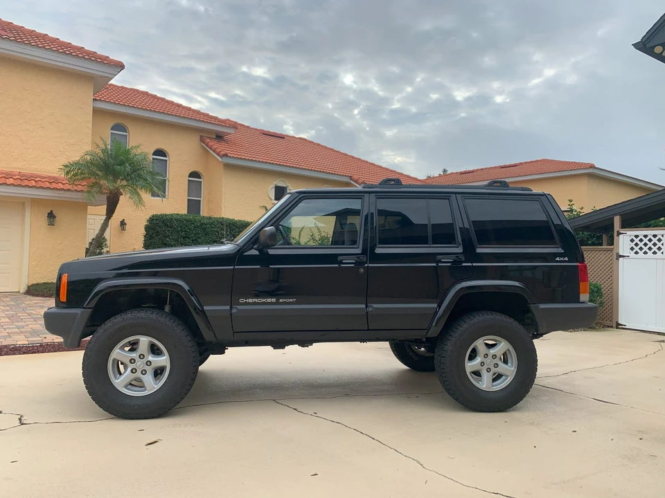 1999 Jeep XJ Cherokee - Image 7 of 31