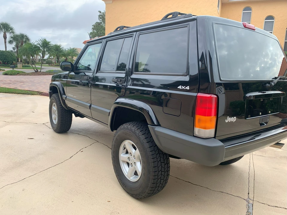 1999 Jeep XJ Cherokee - Image 8 of 31