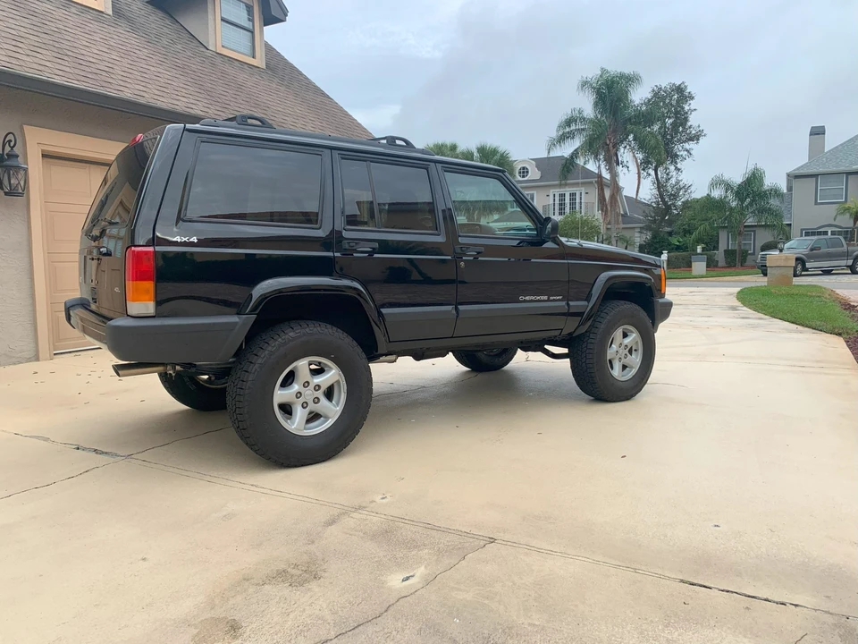 1999 Jeep XJ Cherokee - Image 12 of 31