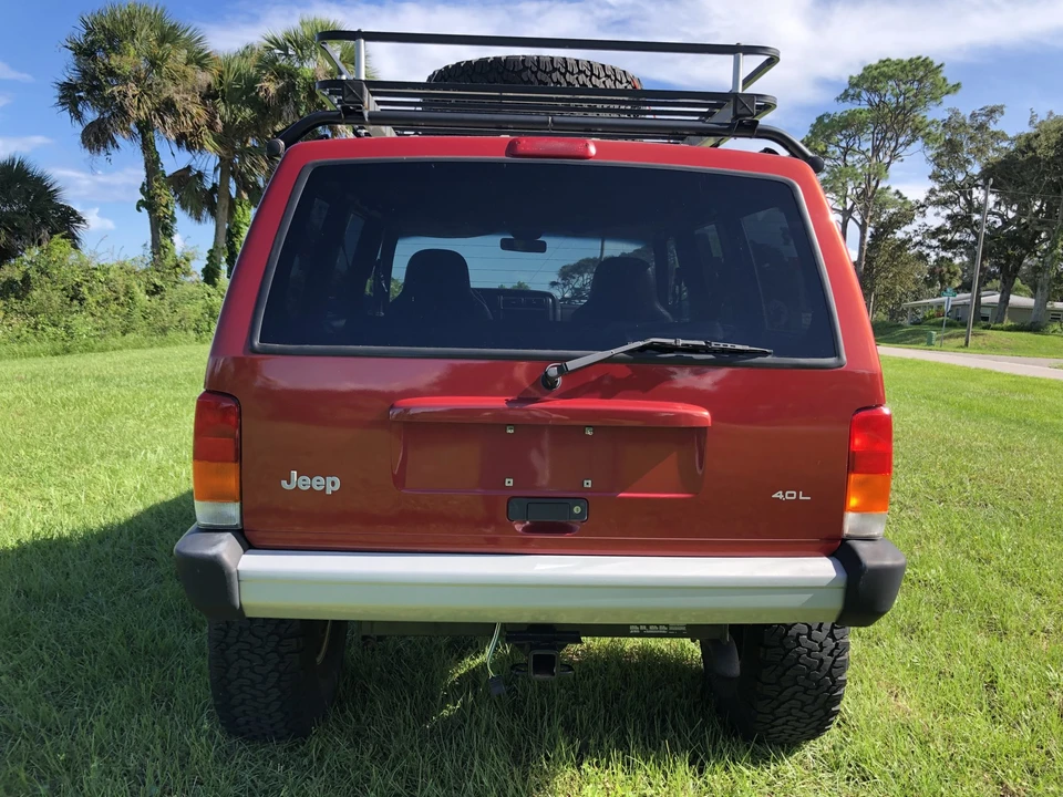 1999 Jeep XJ Cherokee - Image 8 of 31