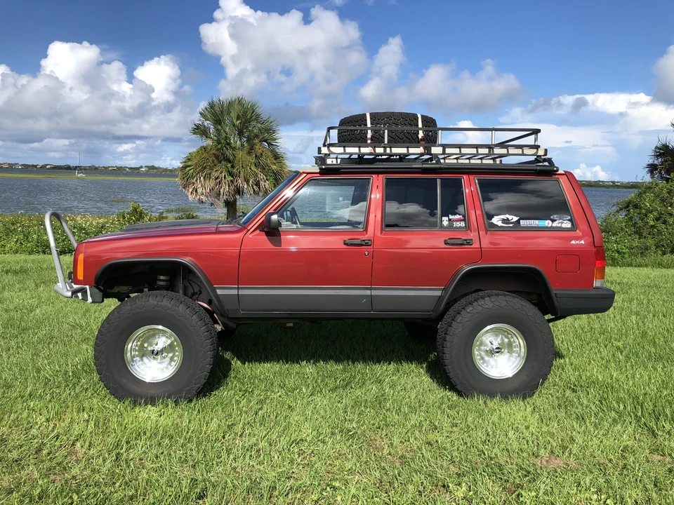 1999 Jeep XJ Cherokee - Image 6 of 31