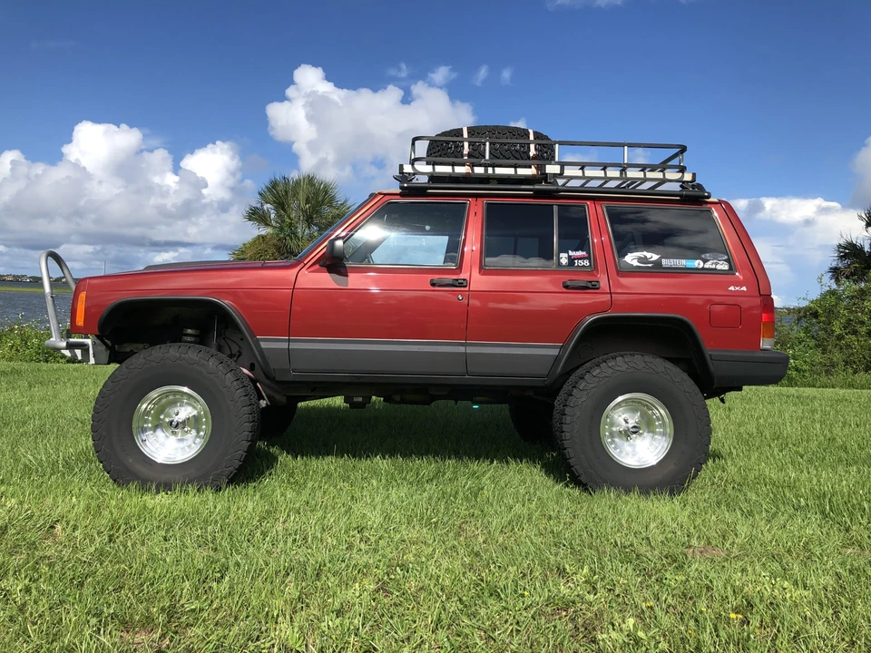 1999 Jeep XJ Cherokee - Image 5 of 31