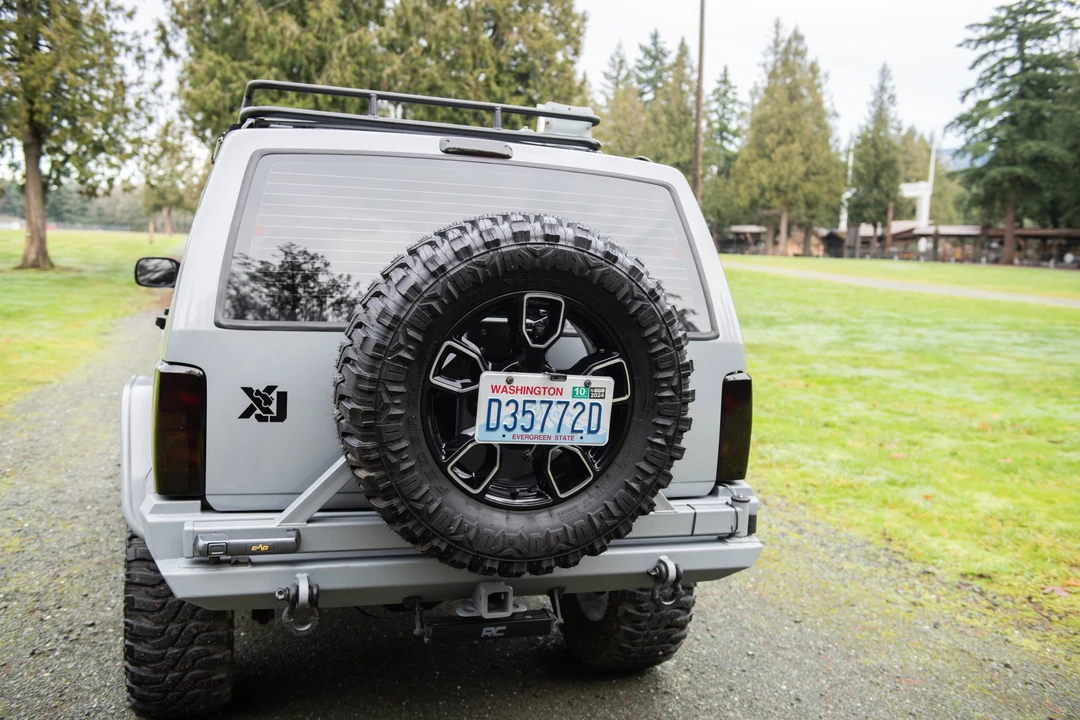1999 Jeep XJ Cherokee - Image 27 of 31