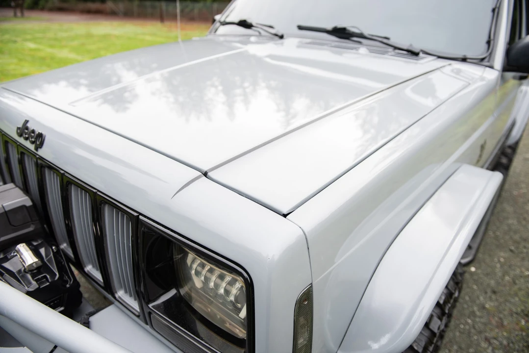 1999 Jeep XJ Cherokee - Image 14 of 31