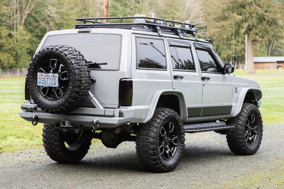 1999 Jeep XJ Cherokee - Image 6 of 31