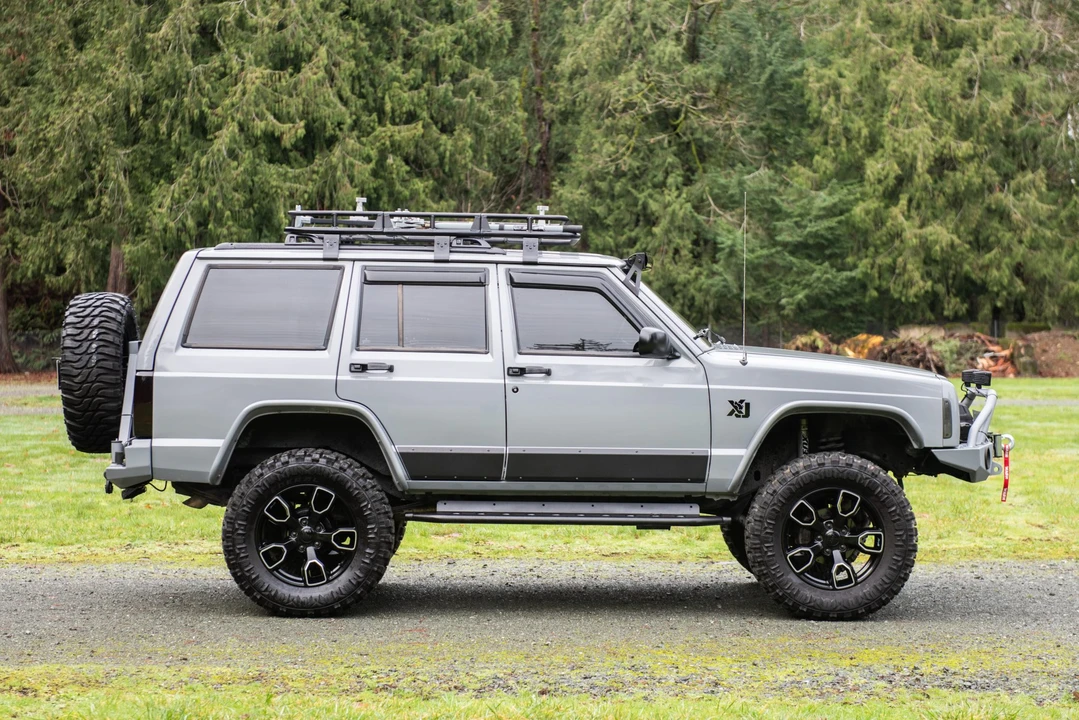 1999 Jeep XJ Cherokee - Image 7 of 31