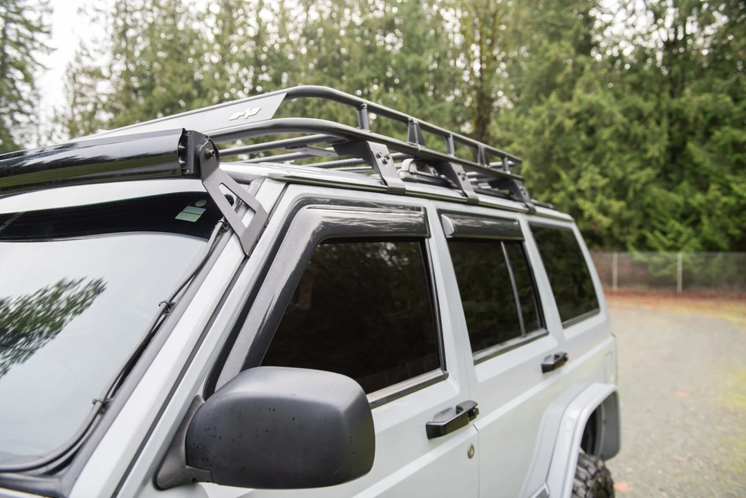 1999 Jeep XJ Cherokee - Image 15 of 31