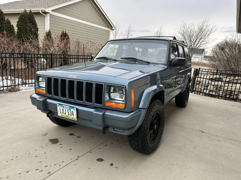 1999 Jeep XJ Cherokee - Image 11 of 31
