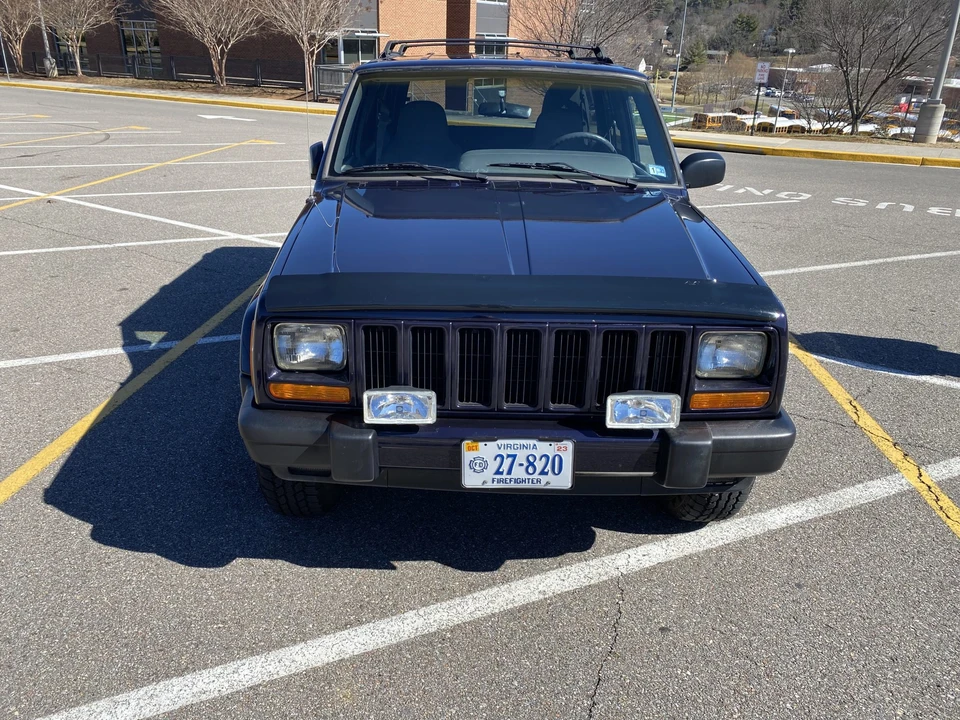 1999 Jeep XJ Cherokee - Image 9 of 31