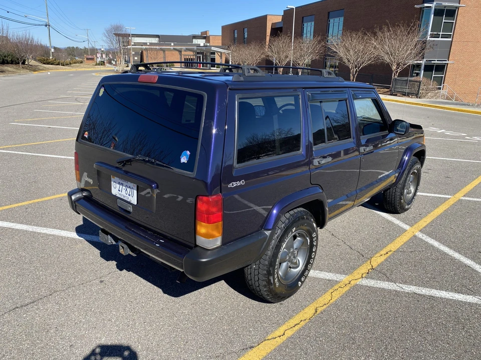 1999 Jeep XJ Cherokee - Image 6 of 31