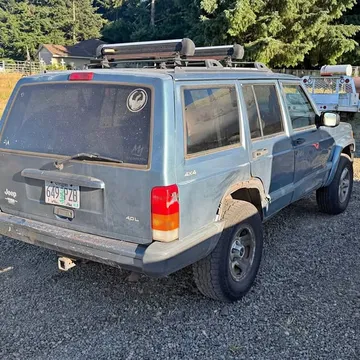 1999 Jeep Cherokee Sport 4D