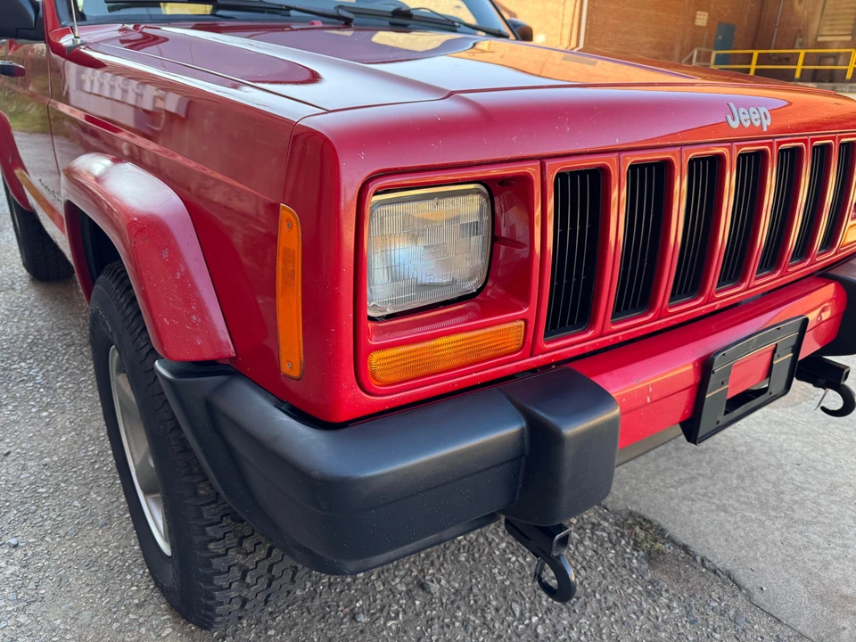 1999 Jeep XJ Cherokee - Image 16 of 31