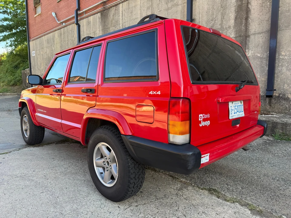 1999 Jeep XJ Cherokee - Image 9 of 31
