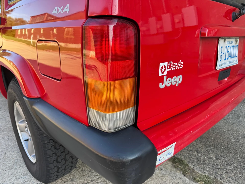 1999 Jeep XJ Cherokee - Image 26 of 31