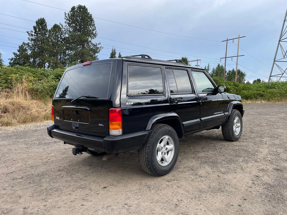 1999 Jeep XJ Cherokee - Image 7 of 31