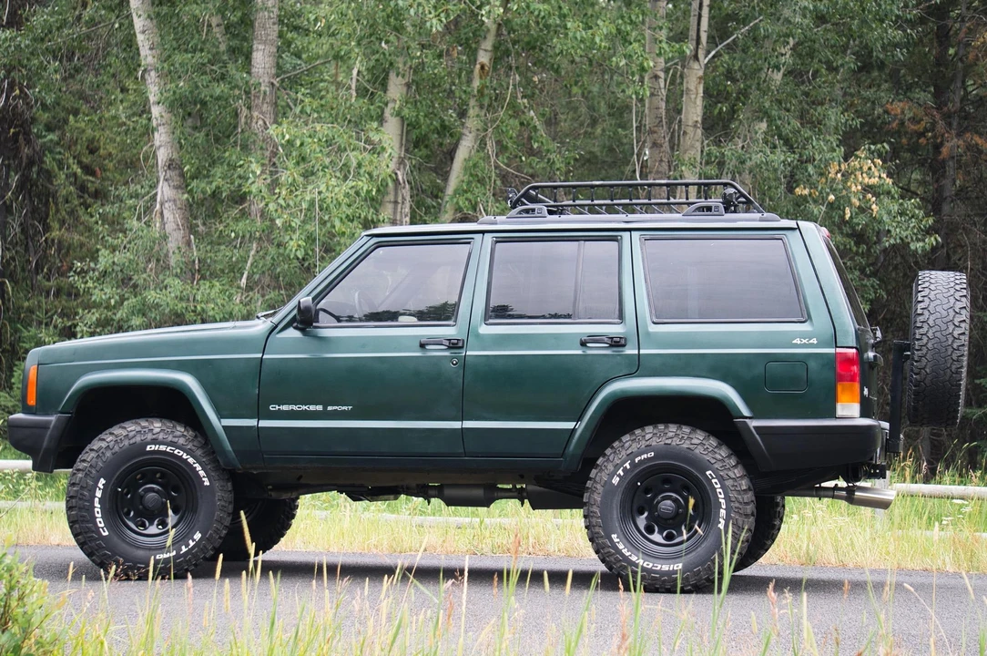 1999 Jeep XJ Cherokee - Image 3 of 31