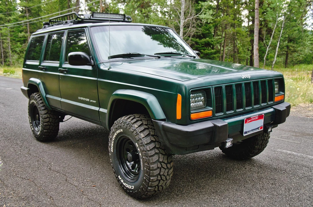 1999 Jeep XJ Cherokee - Image 19 of 31