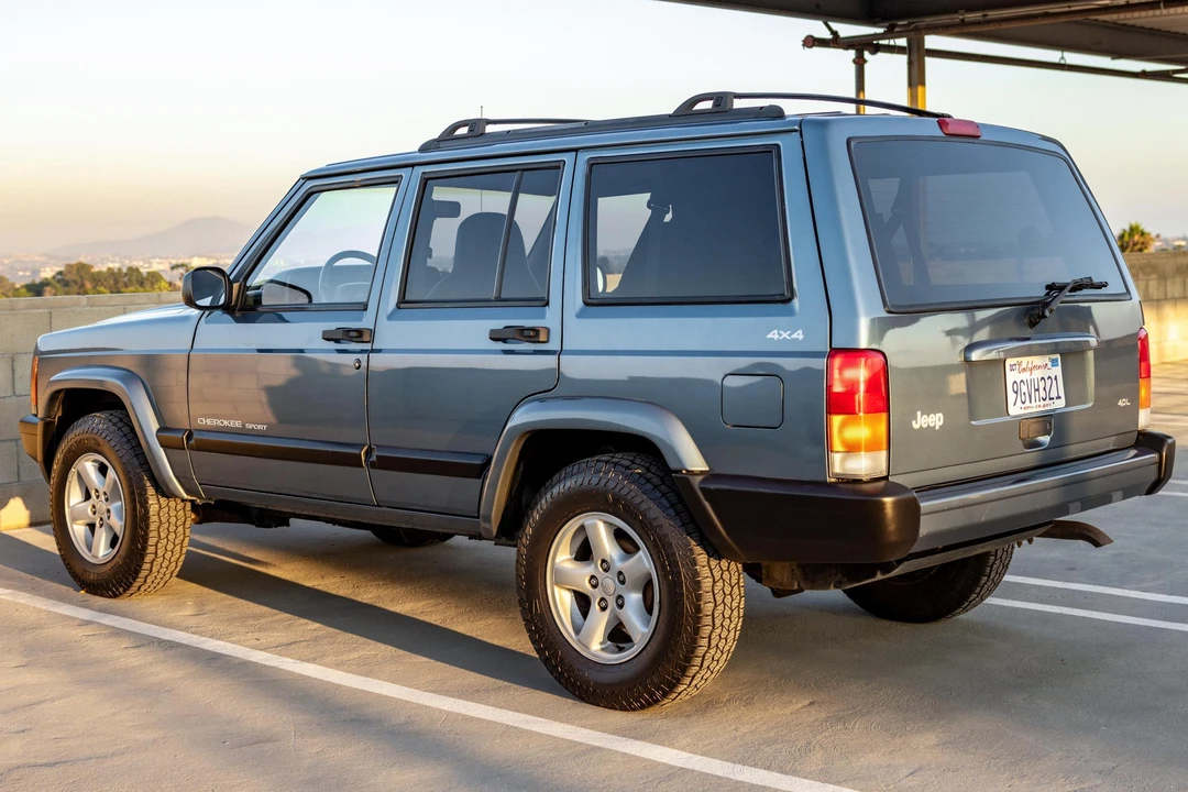 1999 Jeep XJ Cherokee - Image 4 of 31