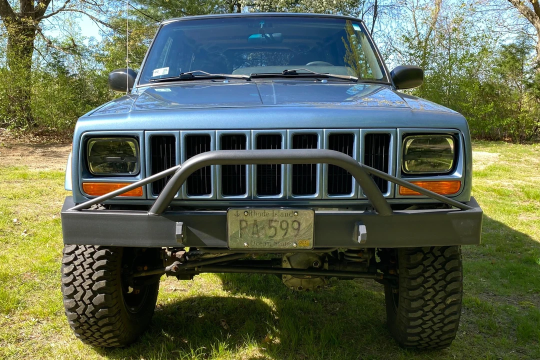 1999 Jeep XJ Cherokee - Image 2 of 31