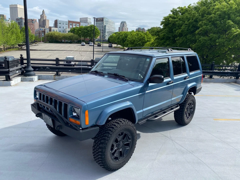 1999 Jeep XJ Cherokee - Image 17 of 31