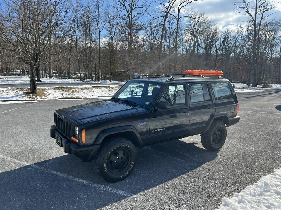1999 Jeep XJ Cherokee - Image 9 of 31