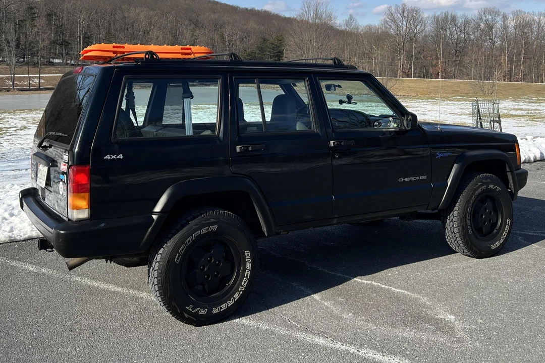 1999 Jeep XJ Cherokee - Image 4 of 31