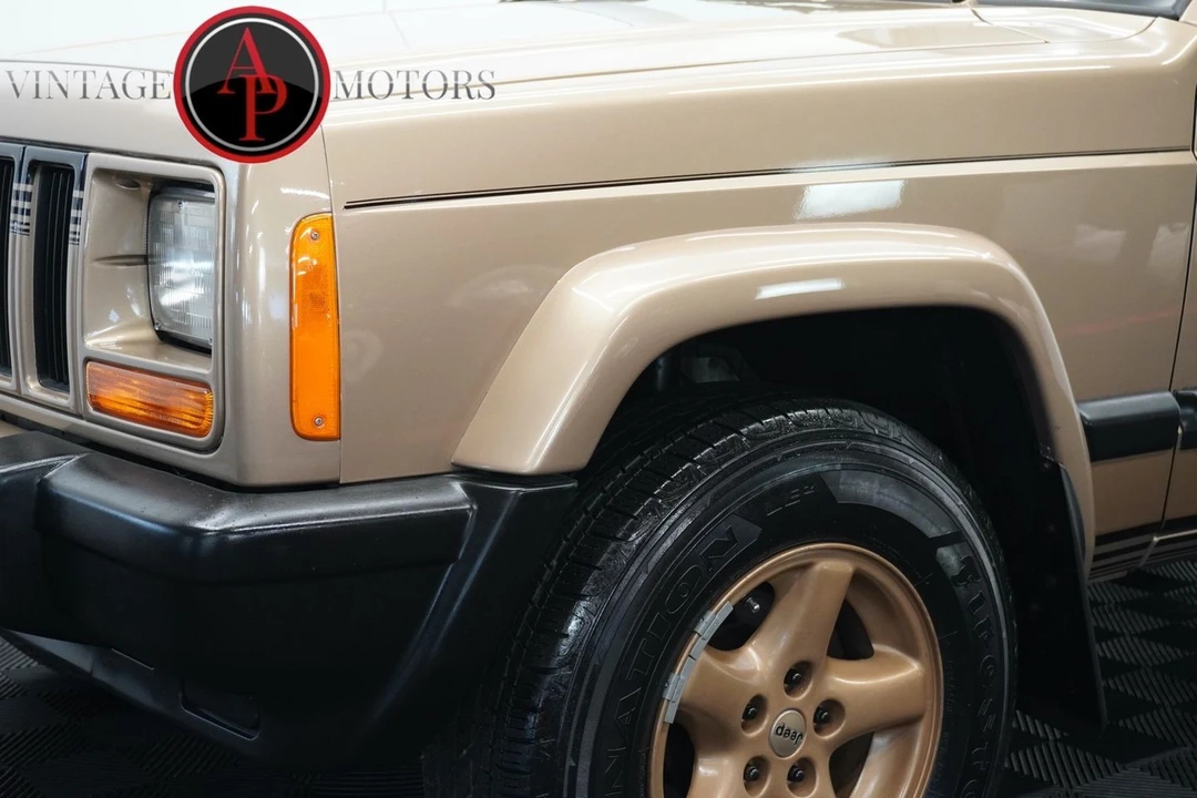 1999 Jeep XJ Cherokee - Image 8 of 31