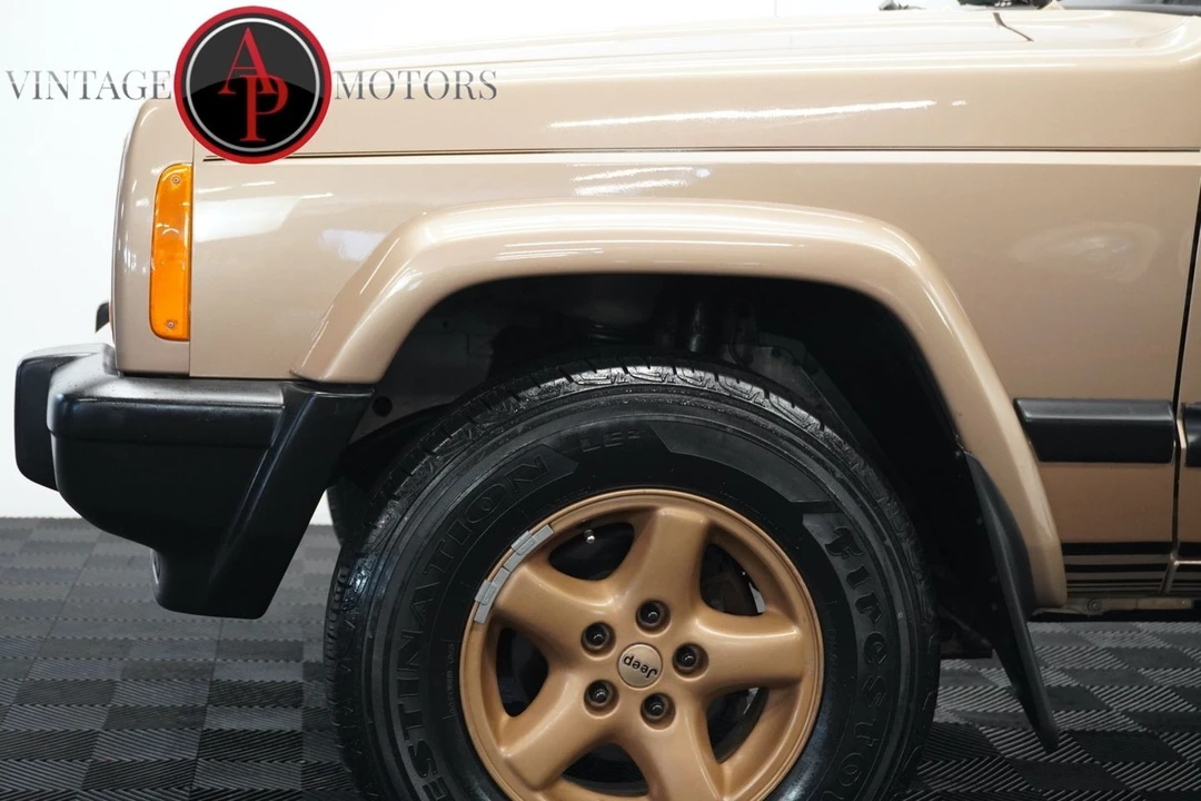 1999 Jeep XJ Cherokee - Image 11 of 31