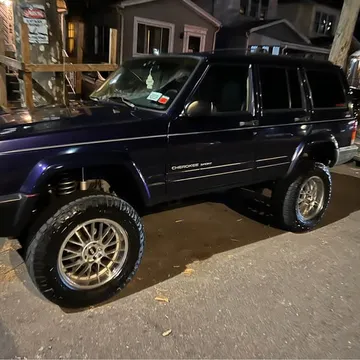 1999 Jeep Cherokee Sport SUV 4D