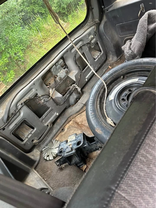 1999 Jeep XJ Cherokee - Image 5 of 5