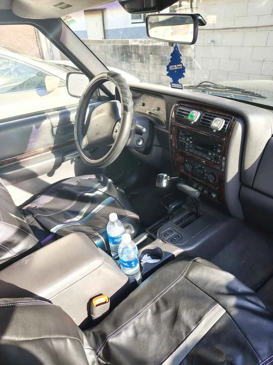 1999 Jeep XJ Cherokee - Image 7 of 10