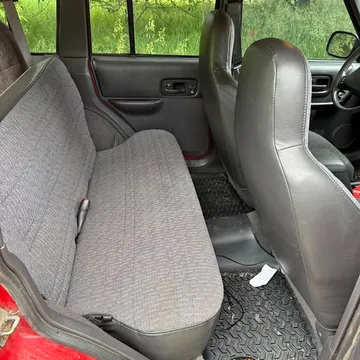 1999 Jeep Cherokee X