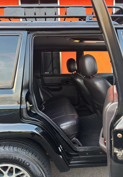1999 Jeep XJ Cherokee - Image 11 of 19