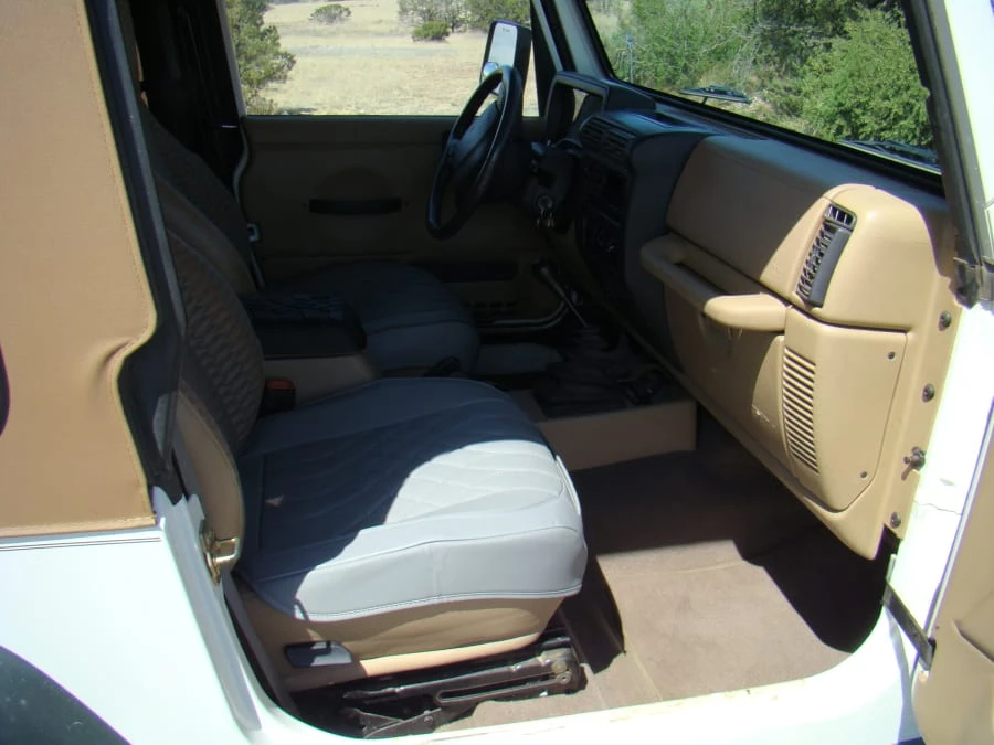 1999 Jeep TJ Wrangler - Image 16 of 31