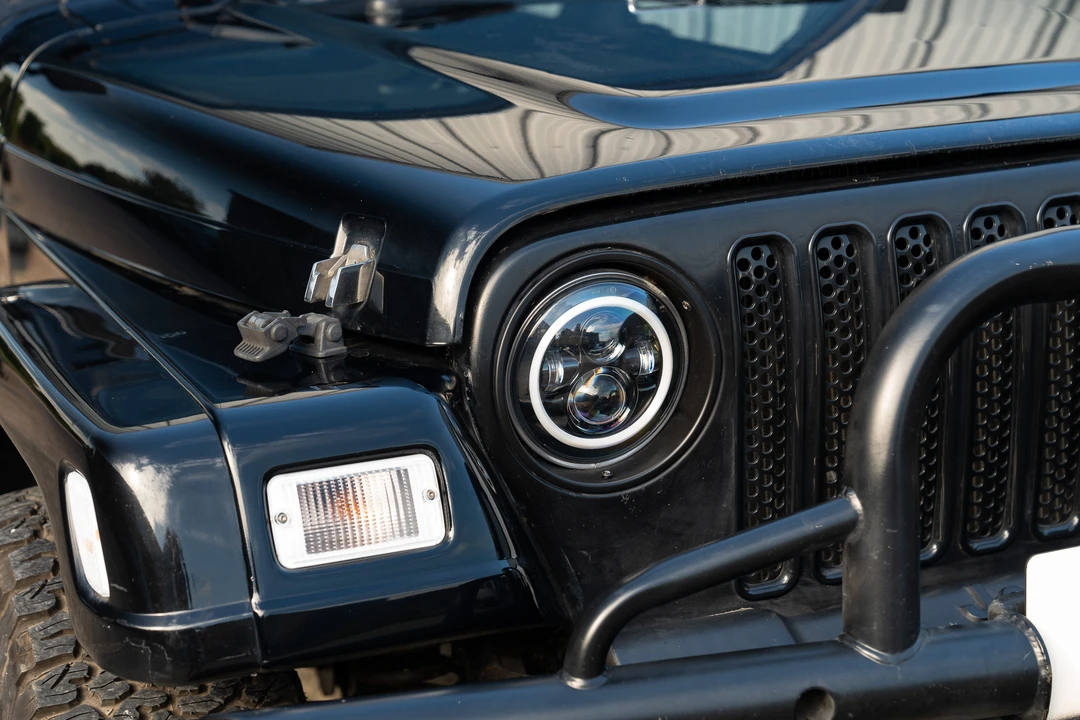 1999 Jeep TJ Wrangler - Image 17 of 31