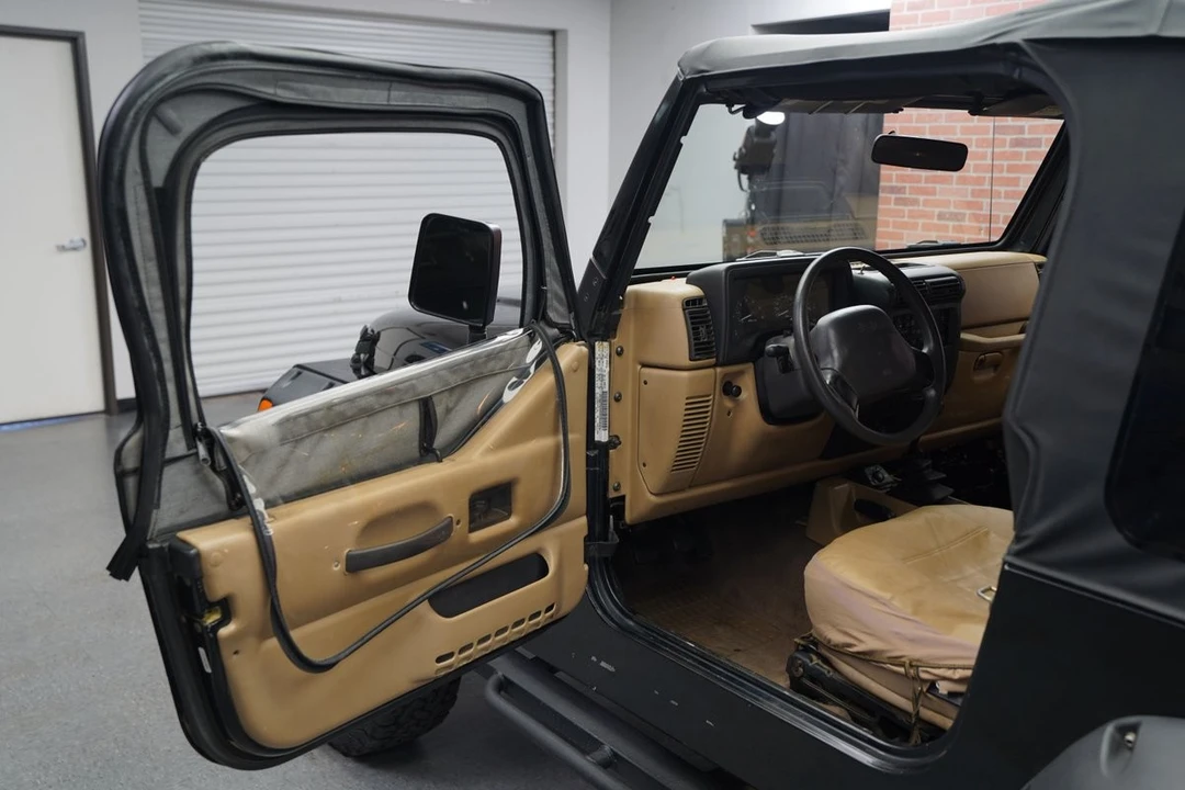1999 Jeep TJ Wrangler - Image 30 of 31