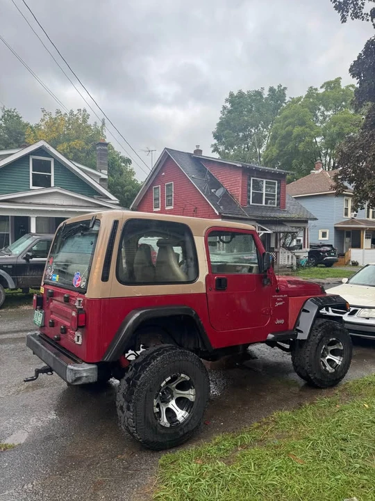 1999 Jeep TJ Wrangler - Image 2 of 11