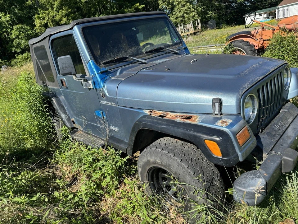 1999 Jeep TJ Wrangler - Image 3 of 4